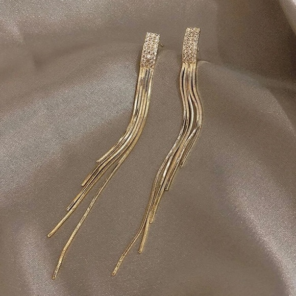 Rhinestone Long Tassel Drop Earrings - Picture 1 of 4